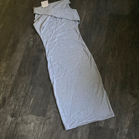 NWT Off Shoulder Ribbed Bodycon MIDI in Heather Gray - Picture 2 of 11